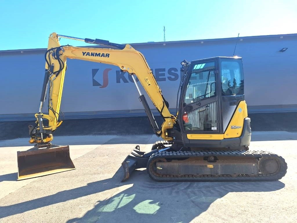 Yanmar ViO80U-1 PYÖRITTÄJÄLLÄ - Mini escavadeira: foto 1 Yanmar ViO80U-1 PYÖRITTÄJÄLLÄ - Mini escavadeira: foto 1