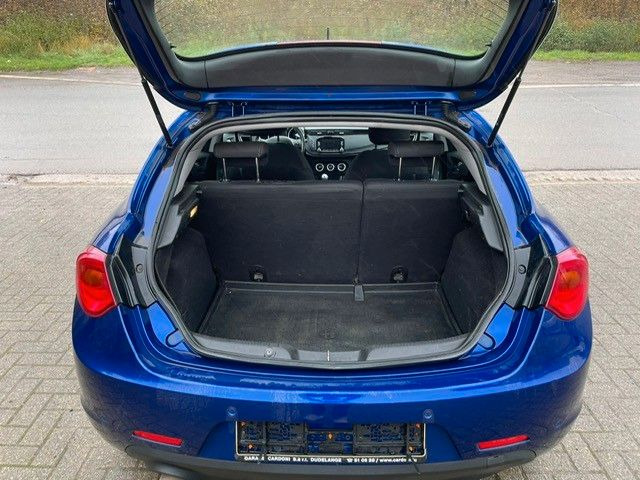 Alfa Romeo Giulietta Basis. Klima. Navi. Tempomat. - Carrinha: foto 5 Alfa Romeo Giulietta Basis. Klima. Navi. Tempomat. - Carrinha: foto 5