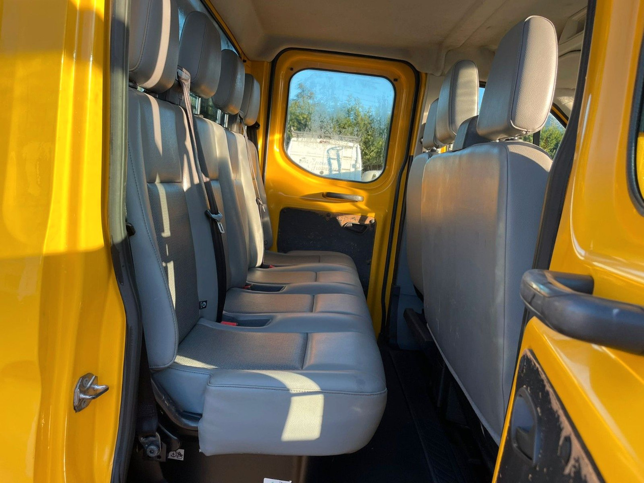 Ford Transit 2.2TDCI. Doka 7 Sitze. ALU pritsche. - Carrinha de caixa aberta, Carrinha cabine dupla: foto 5 Ford Transit 2.2TDCI. Doka 7 Sitze. ALU pritsche. - Carrinha de caixa aberta, Carrinha cabine dupla: foto 5