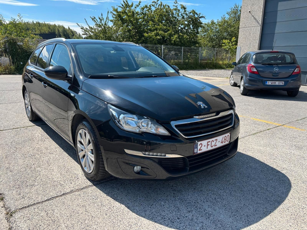 Peugeot 308 Klima. Kamera. Navi. Tempomat - Automóvel: foto 3 Peugeot 308 Klima. Kamera. Navi. Tempomat - Automóvel: foto 3