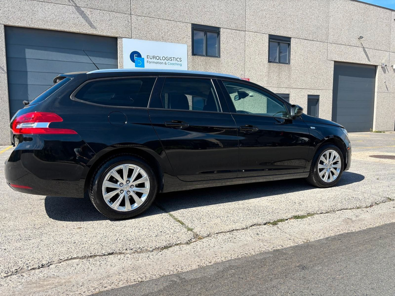 Carrinha Peugeot 308 Klima. Kamera. Navi. Tempomat: foto 6