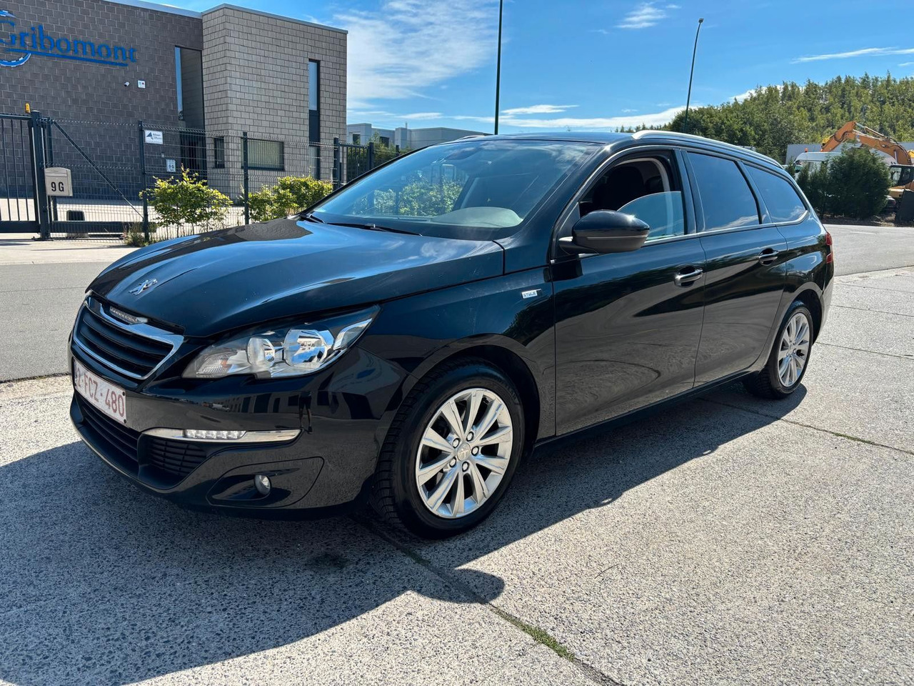 Peugeot 308 Klima. Kamera. Navi. Tempomat - Automóvel: foto 1 Peugeot 308 Klima. Kamera. Navi. Tempomat - Automóvel: foto 1