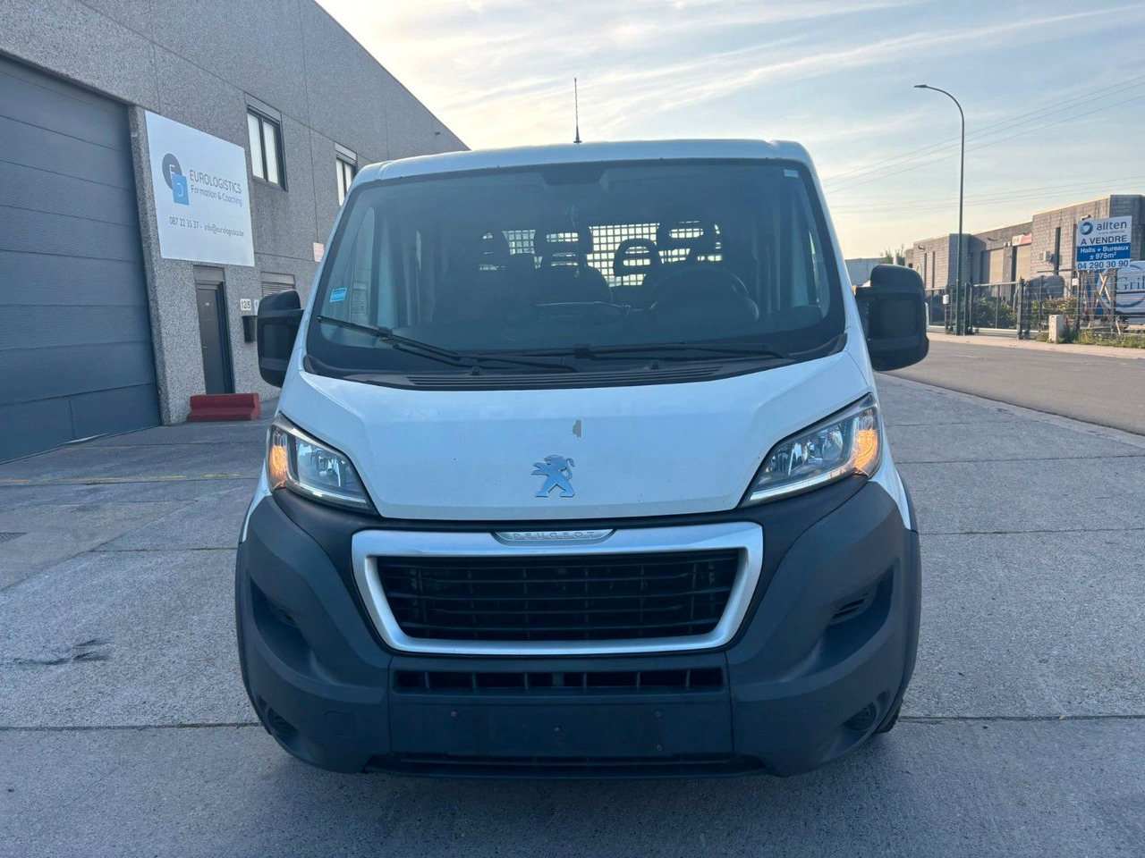 Peugeot Boxer Pritsche Maxi. Doka. 150PS. - Carrinha de caixa aberta, Carrinha cabine dupla: foto 5 Peugeot Boxer Pritsche Maxi. Doka. 150PS. - Carrinha de caixa aberta, Carrinha cabine dupla: foto 5