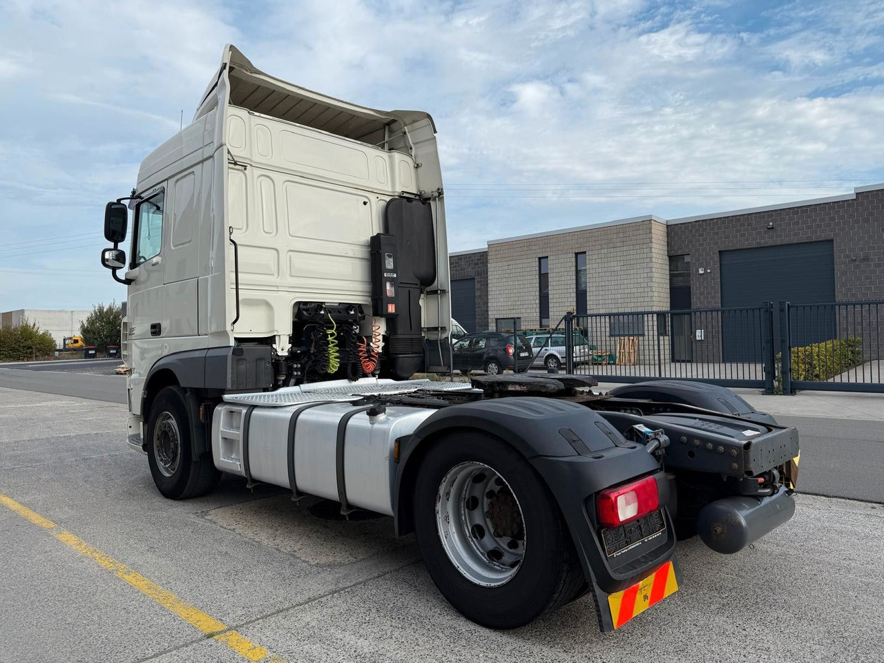 DAF XF460FT. 2 x Tank. Klima. EU6. - Tractor: foto 3 DAF XF460FT. 2 x Tank. Klima. EU6. - Tractor: foto 3