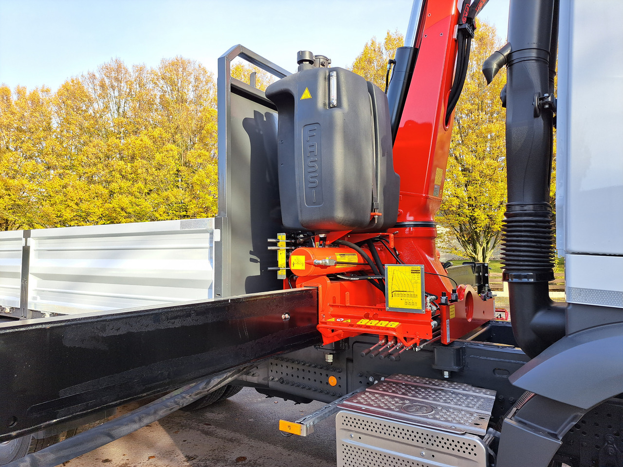 Leasing de MERCEDES-BENZ AROCS 3340 CRANE FASSI F245 FLATBED TWISTLOCK EURO 3 MERCEDES-BENZ AROCS 3340 CRANE FASSI F245 FLATBED TWISTLOCK EURO 3: foto 7