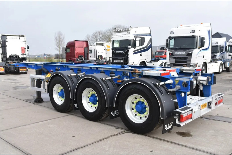 LAG O-3-CC - 20FT SWAP - ADR FL - ALCOA - BPW AXLES - DISC BRAKES - EMPTY WEIGHT 3080 KG!! - Semi-reboque transportador de contêineres/ Caixa móvel: foto 4 LAG O-3-CC - 20FT SWAP - ADR FL - ALCOA - BPW AXLES - DISC BRAKES - EMPTY WEIGHT 3080 KG!! - Semi-reboque transportador de contêineres/ Caixa móvel: foto 4