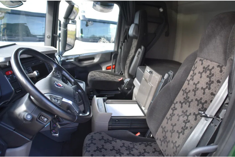 Scania S500 NGS 4x2 - RETARDER - 245 TKM - ACC - PARK. AIRCO - 2 x FUEL TANKS - LED LIGHTS - TOP CONDITION - - Tractor: foto 5 Scania S500 NGS 4x2 - RETARDER - 245 TKM - ACC - PARK. AIRCO - 2 x FUEL TANKS - LED LIGHTS - TOP CONDITION - - Tractor: foto 5