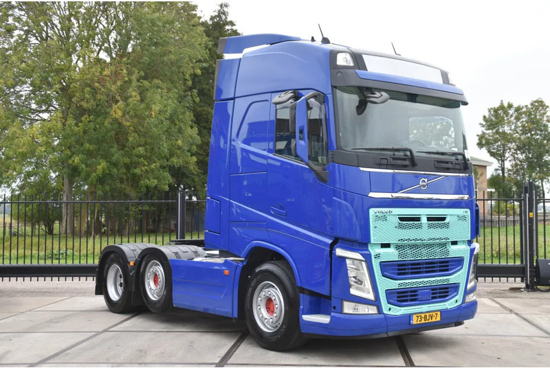 Volvo FH 500 Globetrotter 6x2/4 - EURO 6 - 769 TKM - AIRCO - 2 x FUEL TANKS - TOP CONDITION - - Tractor: foto 1 Volvo FH 500 Globetrotter 6x2/4 - EURO 6 - 769 TKM - AIRCO - 2 x FUEL TANKS - TOP CONDITION - - Tractor: foto 1