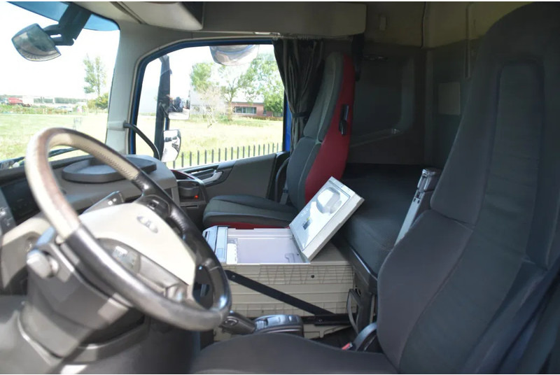 Volvo FH 460 6x2*4 - PALFINGER HOOKLIFT - 841 TKM - PARK. AIRCO - WHEELBASE: 480 CM - PTO - TOP CONDITION - - Camião polibenne: foto 5 Volvo FH 460 6x2*4 - PALFINGER HOOKLIFT - 841 TKM - PARK. AIRCO - WHEELBASE: 480 CM - PTO - TOP CONDITION - - Camião polibenne: foto 5