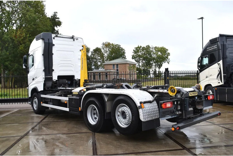 Volvo FH 460 Globe 6x2*4 - HOOKLIFT - 740 TKM - PARK. AIRCO - WHEELBASE: 480 CM - TOP CONDITION - - Camião polibenne: foto 3 Volvo FH 460 Globe 6x2*4 - HOOKLIFT - 740 TKM - PARK. AIRCO - WHEELBASE: 480 CM - TOP CONDITION - - Camião polibenne: foto 3