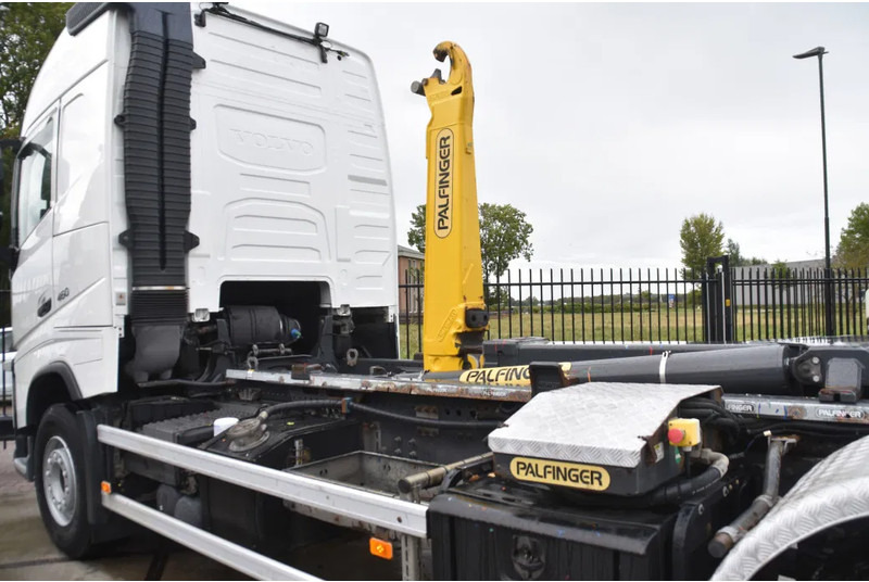 Volvo FH 460 Globe 6x2*4 - HOOKLIFT - 740 TKM - PARK. AIRCO - WHEELBASE: 480 CM - TOP CONDITION - - Camião polibenne: foto 4 Volvo FH 460 Globe 6x2*4 - HOOKLIFT - 740 TKM - PARK. AIRCO - WHEELBASE: 480 CM - TOP CONDITION - - Camião polibenne: foto 4