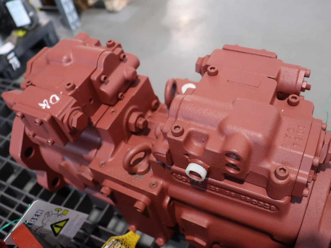 KAWASAKI K5V140DTP1A1R6NOA1 - Motor hidráulico por Máquina de construção: foto 4 KAWASAKI K5V140DTP1A1R6NOA1 - Motor hidráulico por Máquina de construção: foto 4