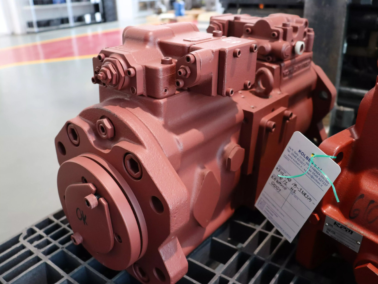 Kawasaki K5V140DTP1A1R6NOA1 - Bomba hidráulica por Máquina de construção: foto 2 Kawasaki K5V140DTP1A1R6NOA1 - Bomba hidráulica por Máquina de construção: foto 2