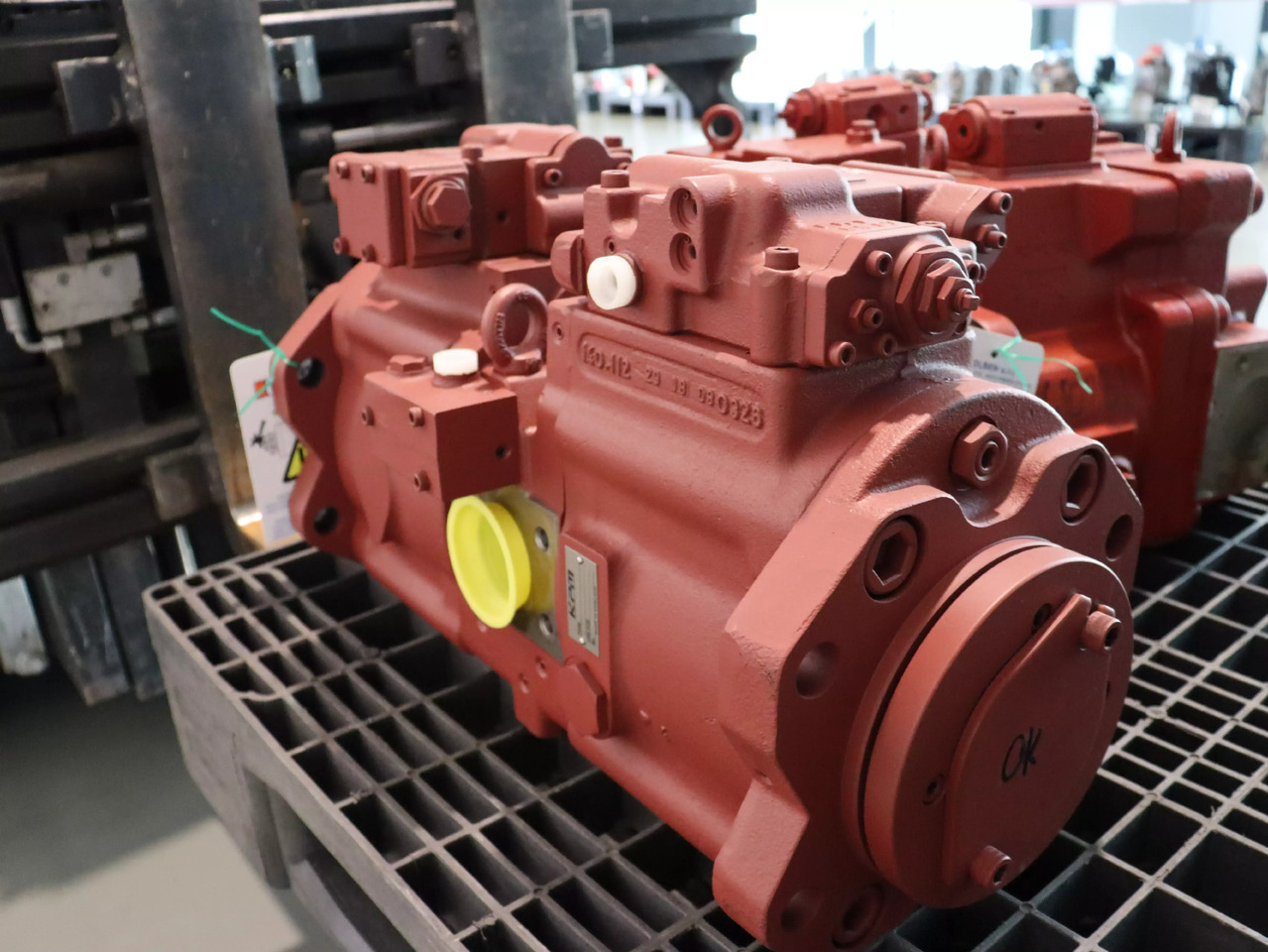 Kawasaki K5V140DTP1A1R6NOA1 - Bomba hidráulica por Máquina de construção: foto 3 Kawasaki K5V140DTP1A1R6NOA1 - Bomba hidráulica por Máquina de construção: foto 3