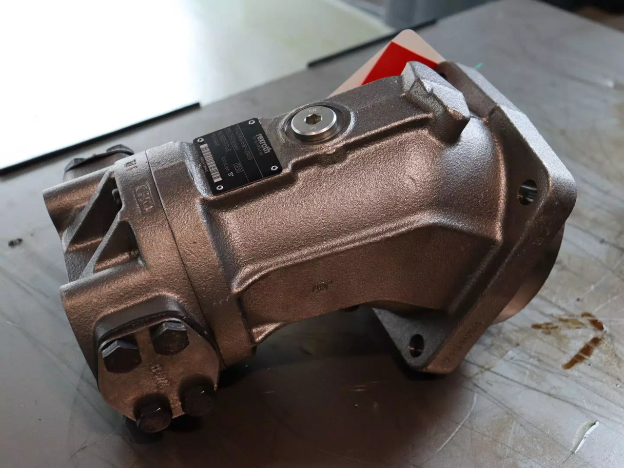 REXROTH A2FM56/61W-VZB020 - Peça de reposição por Máquina de construção: foto 2 REXROTH A2FM56/61W-VZB020 - Peça de reposição por Máquina de construção: foto 2