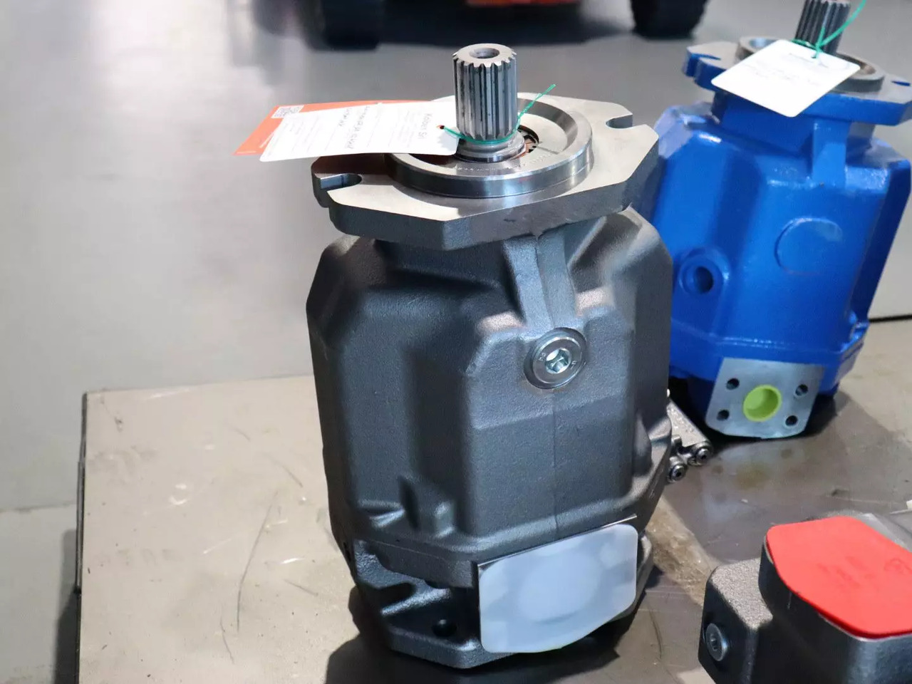 REXROTH A10VO100DFR/31R-VSC62K68 - Bomba hidráulica por Máquina de construção: foto 2 REXROTH A10VO100DFR/31R-VSC62K68 - Bomba hidráulica por Máquina de construção: foto 2