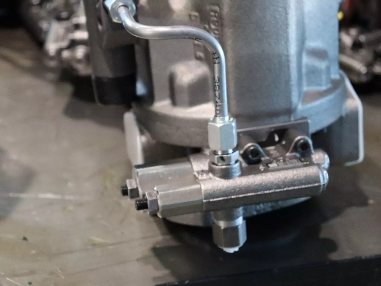 REXROTH A10VO28DFLR/31L-VSC62K01 - Bomba hidráulica por Máquina de construção: foto 4 REXROTH A10VO28DFLR/31L-VSC62K01 - Bomba hidráulica por Máquina de construção: foto 4