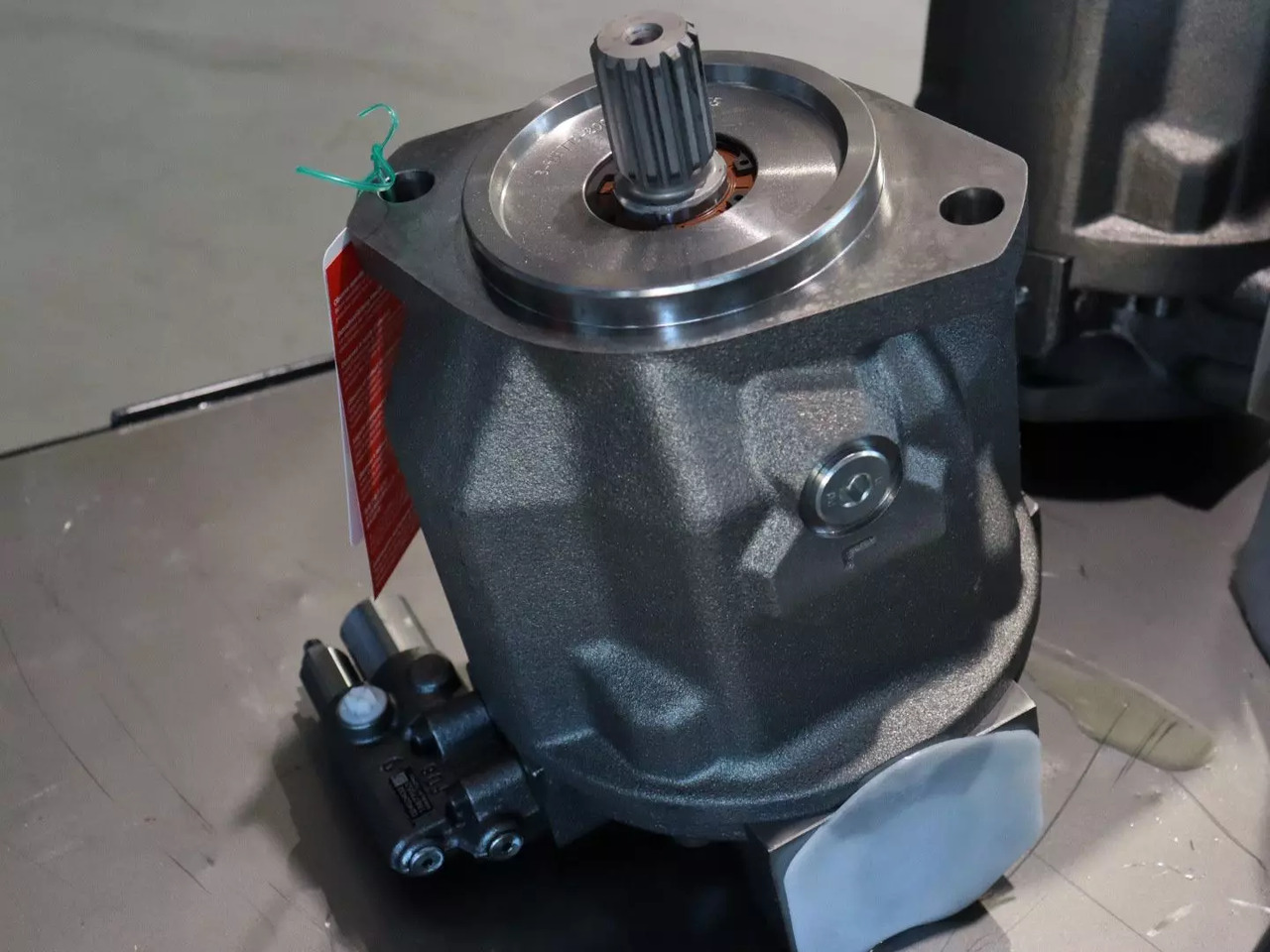 REXROTH A10VO71DFR/31L-VSC92N00 - Bomba hidráulica por Máquina de construção: foto 2 REXROTH A10VO71DFR/31L-VSC92N00 - Bomba hidráulica por Máquina de construção: foto 2