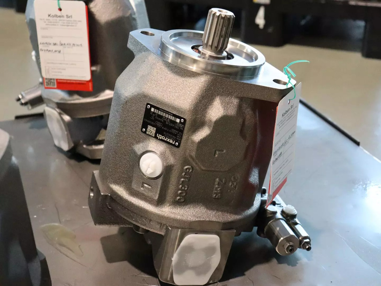 REXROTH A10VO71DFR/31L-VSC92N00 - Bomba hidráulica por Máquina de construção: foto 1 REXROTH A10VO71DFR/31L-VSC92N00 - Bomba hidráulica por Máquina de construção: foto 1