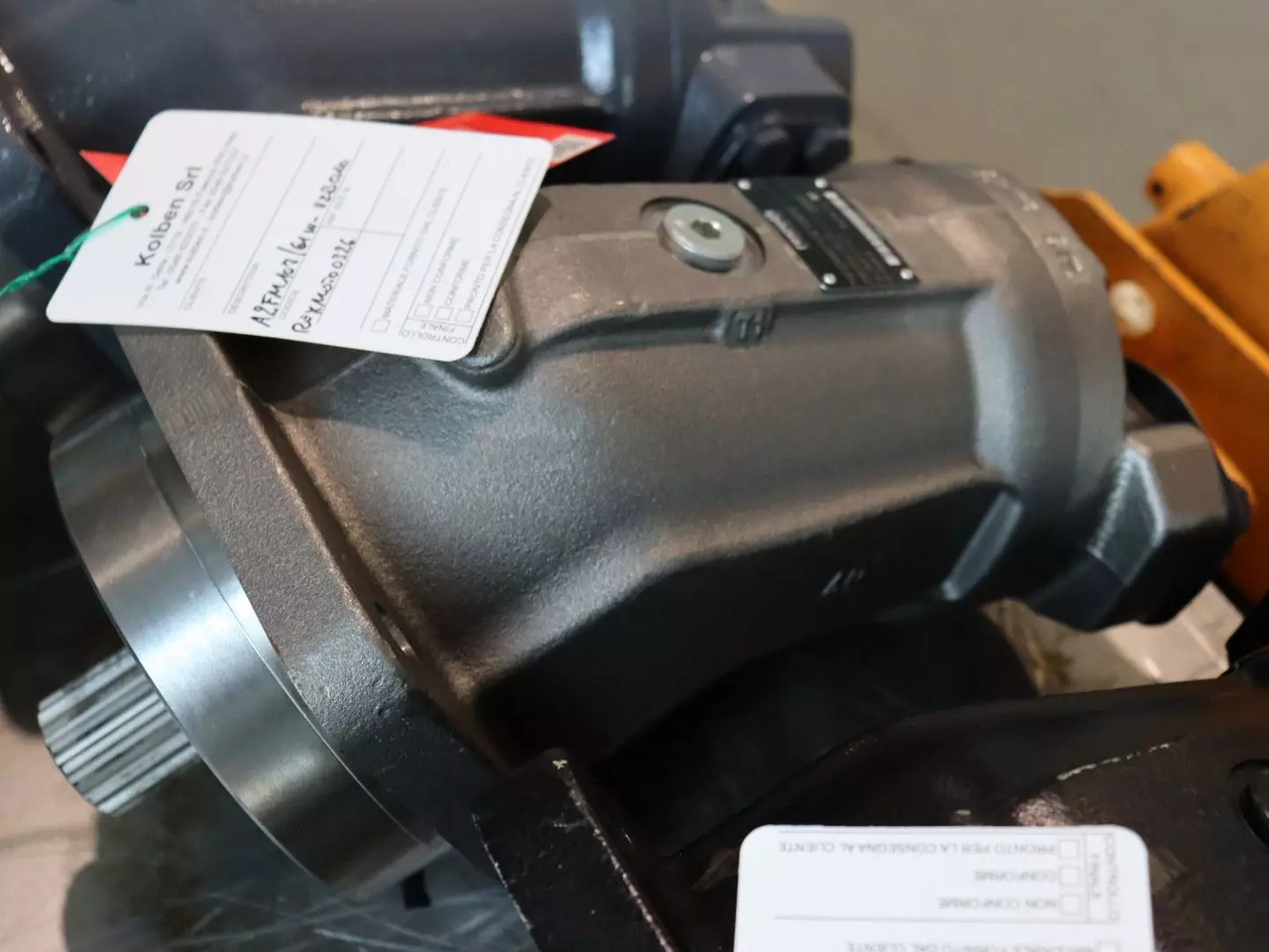REXROTH A2FM107/61W-VZB010 - Motor hidráulico por Máquina de construção: foto 1 REXROTH A2FM107/61W-VZB010 - Motor hidráulico por Máquina de construção: foto 1