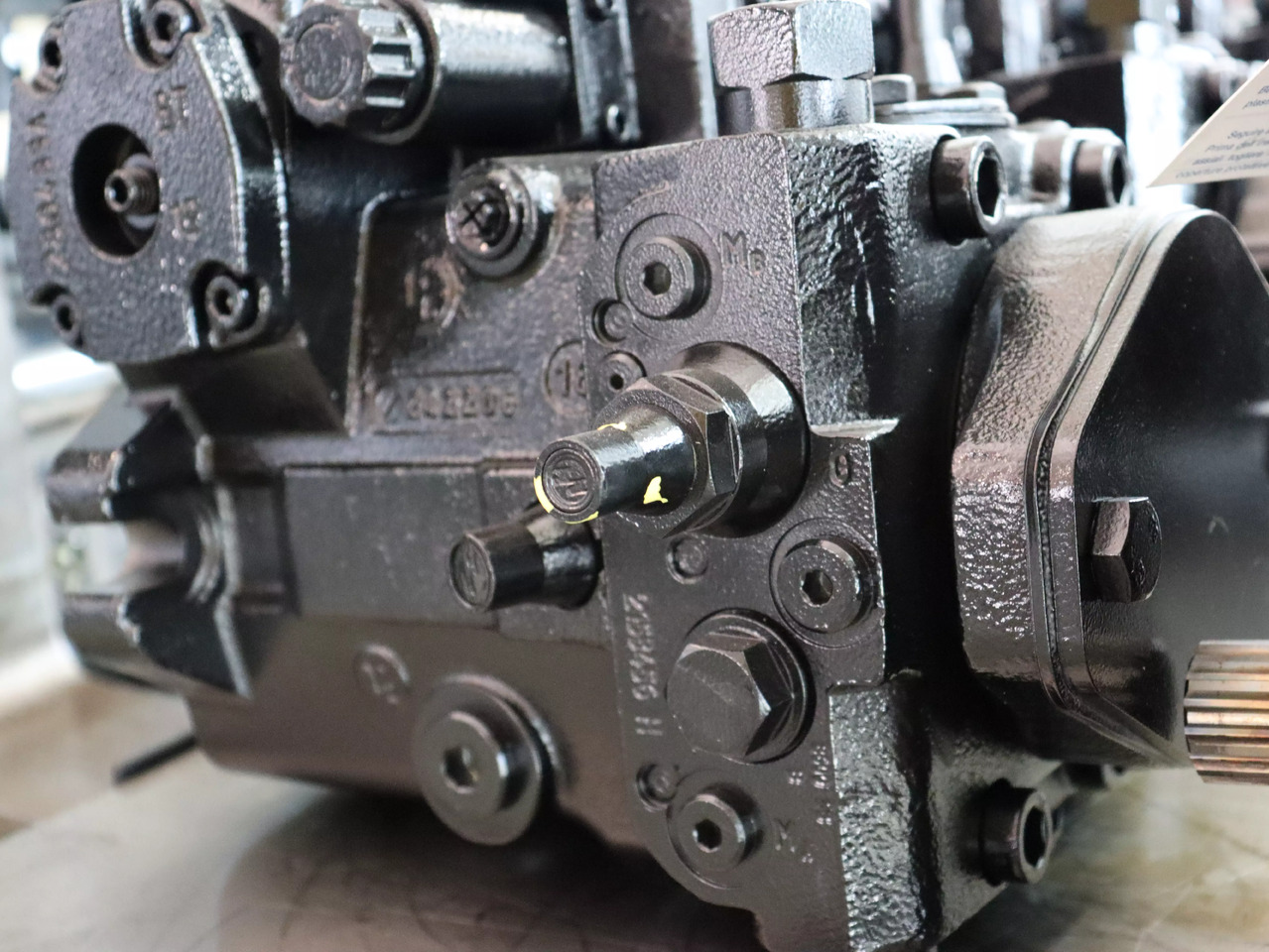 REXROTH A4VG56DA1D7/32R-NZC02F043SH-S - Bomba hidráulica por Máquina de construção: foto 2 REXROTH A4VG56DA1D7/32R-NZC02F043SH-S - Bomba hidráulica por Máquina de construção: foto 2
