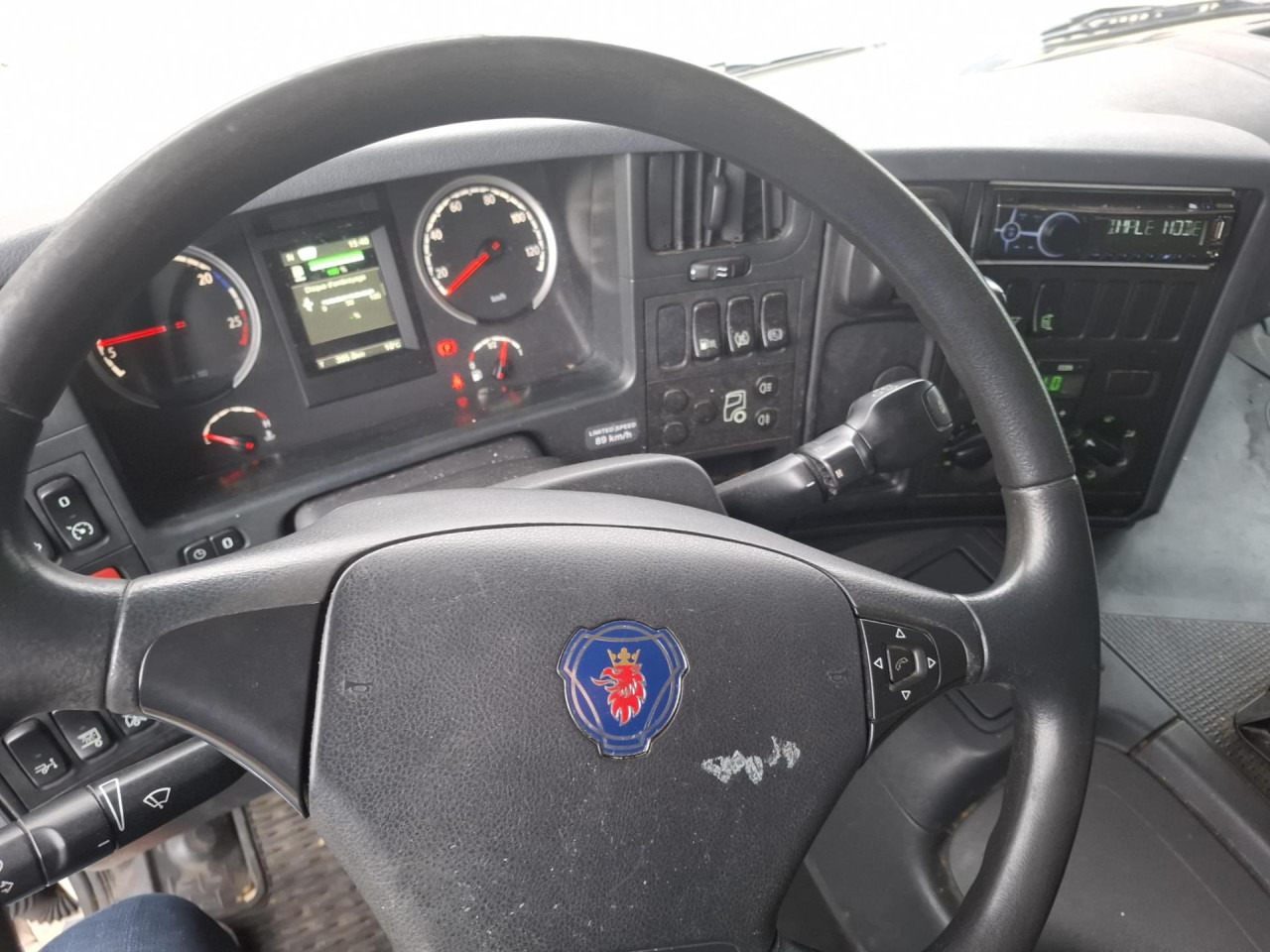 SCANIA P 250 DB4x2MLA - Camião chassi: foto 4 SCANIA P 250 DB4x2MLA - Camião chassi: foto 4