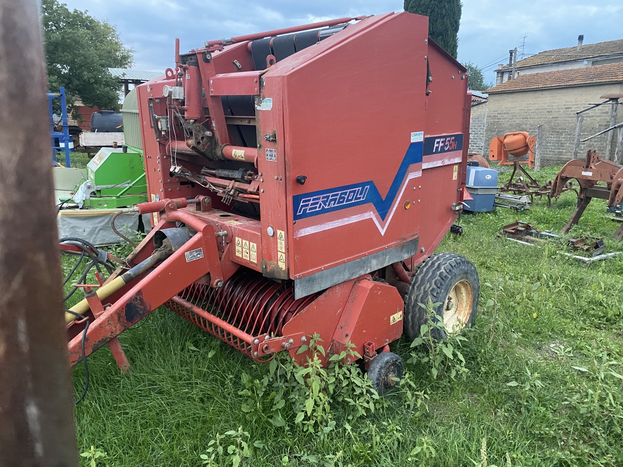 FERABOLI FF55H - Enfardadeira de fardos redondos: foto 2 FERABOLI FF55H - Enfardadeira de fardos redondos: foto 2
