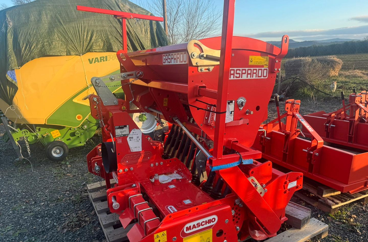 Seminatrice - Semeadeira: foto 2 Seminatrice - Semeadeira: foto 2