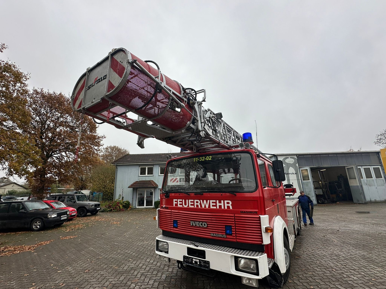 IVECO MAGIRUS 140-25A - Carro de bombeiro: foto 3 IVECO MAGIRUS 140-25A - Carro de bombeiro: foto 3