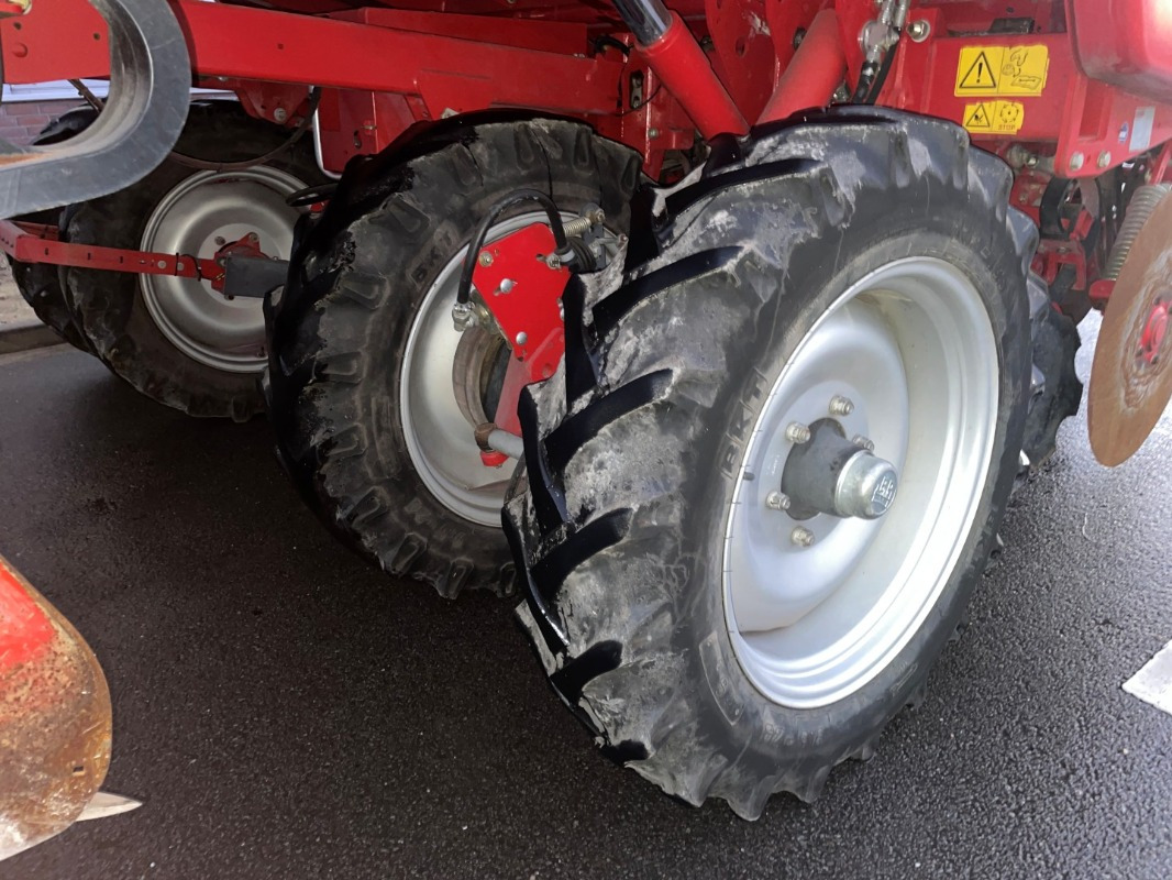 Grimme GL 430 - Colheitadeira: foto 2 Grimme GL 430 - Colheitadeira: foto 2