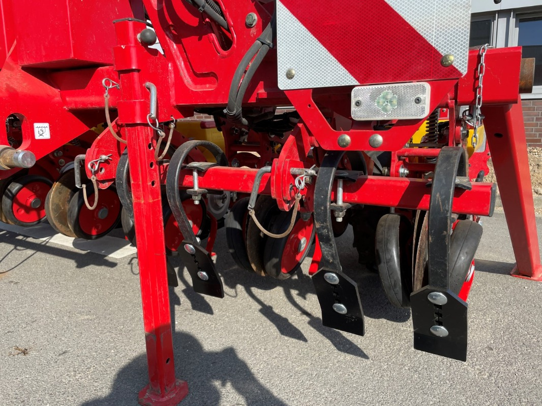 Grimme MATRIX 1200 - Semeadeira: foto 5 Grimme MATRIX 1200 - Semeadeira: foto 5