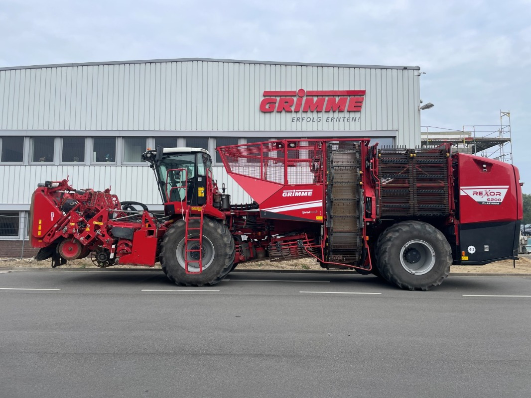 Grimme REXOR 6200 PL Radschar FM 300 - Maquina para lavrar a terra: foto 1 Grimme REXOR 6200 PL Radschar FM 300 - Maquina para lavrar a terra: foto 1