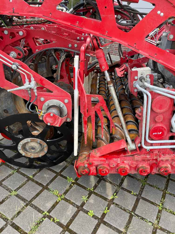 Grimme REXOR 6300 Platinum - Maquina para lavrar a terra: foto 4 Grimme REXOR 6300 Platinum - Maquina para lavrar a terra: foto 4