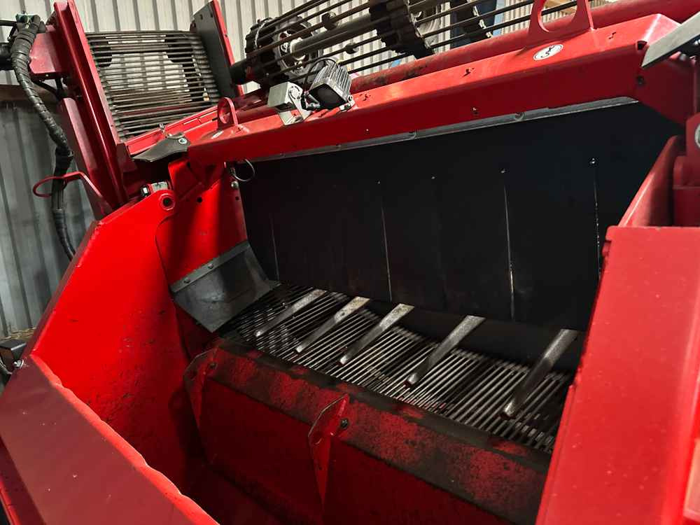 Grimme CS-150 CombiStar XL - Colheitadeira de batatas: foto 4 Grimme CS-150 CombiStar XL - Colheitadeira de batatas: foto 4