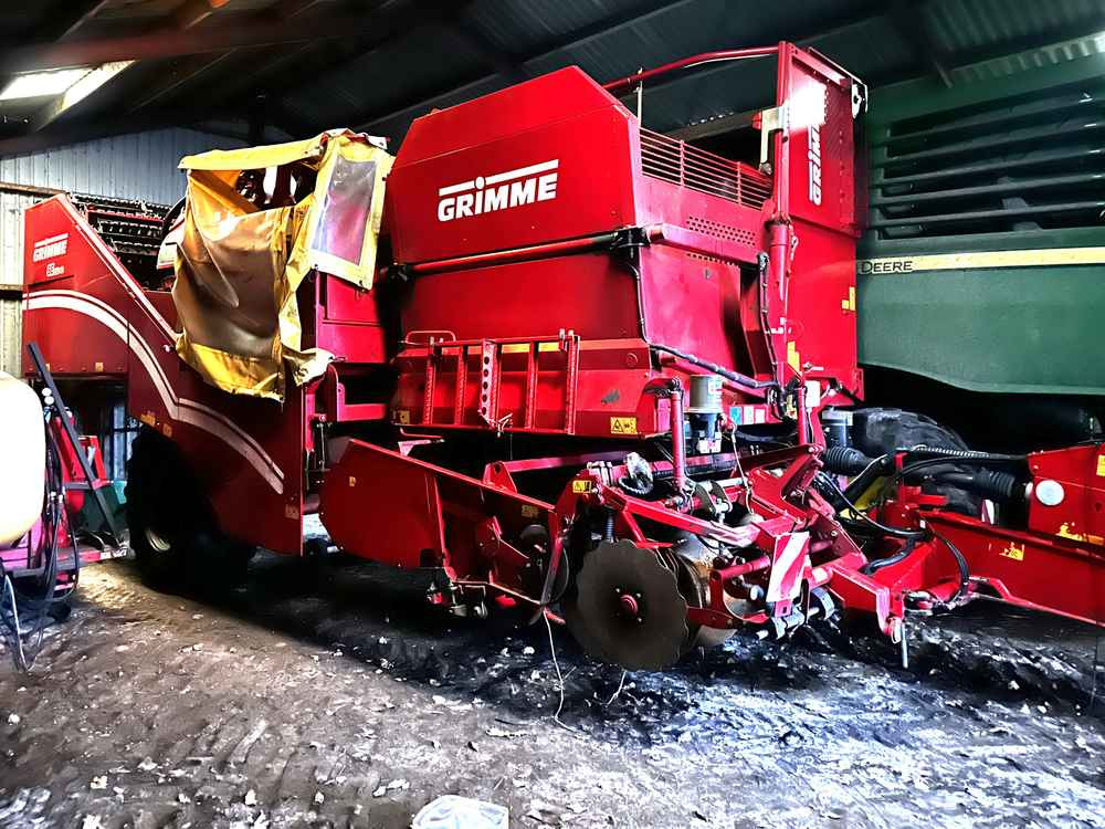 Grimme SE 170-60-UB XXL - Colheitadeira: foto 1 Grimme SE 170-60-UB XXL - Colheitadeira: foto 1