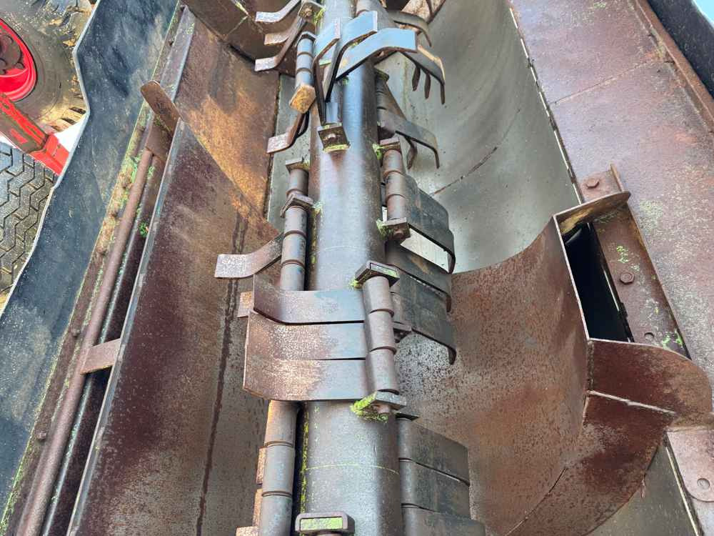 Baselier HFT8LKB730 2LKB220 - Colheitadeira: foto 5 Baselier HFT8LKB730 2LKB220 - Colheitadeira: foto 5