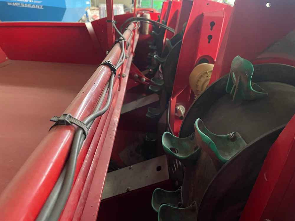 Grimme GL 420 - Colheitadeira: foto 5 Grimme GL 420 - Colheitadeira: foto 5