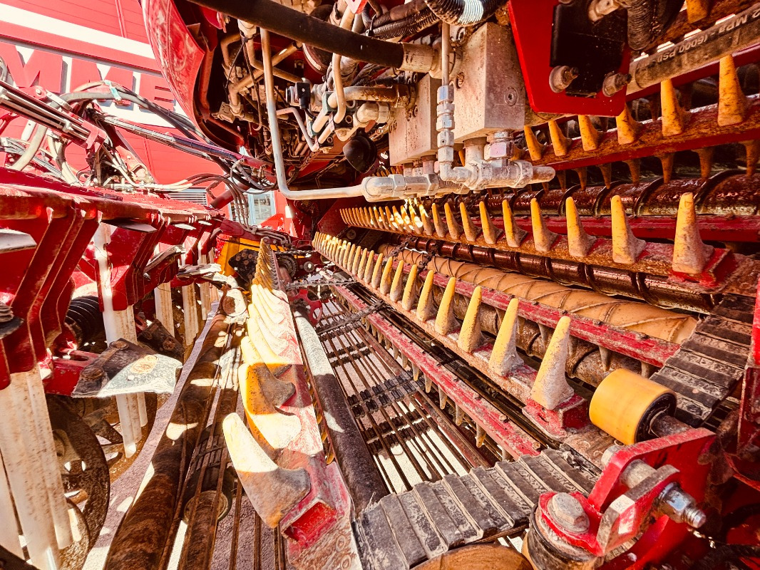 Maquina para lavrar a terra Grimme MAXTRON 620: foto 30