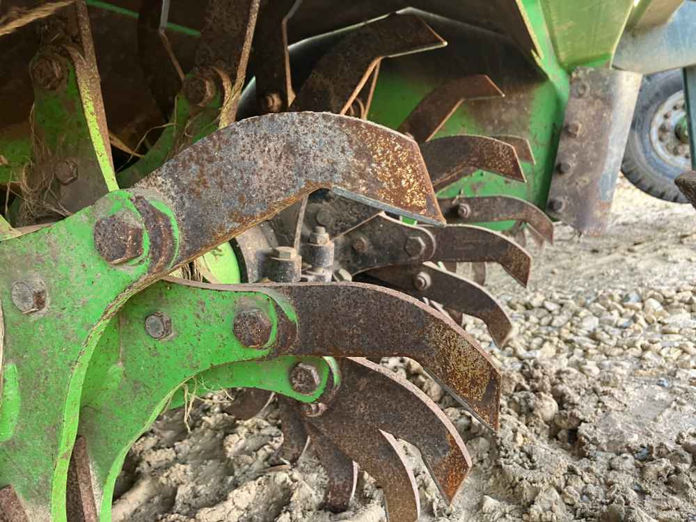 AVR AVR GE-FORCE, Triple bed/6 Row Hook Tine Tilla/Rotovator 5.4M - Colheitadeira: foto 2 AVR AVR GE-FORCE, Triple bed/6 Row Hook Tine Tilla/Rotovator 5.4M - Colheitadeira: foto 2