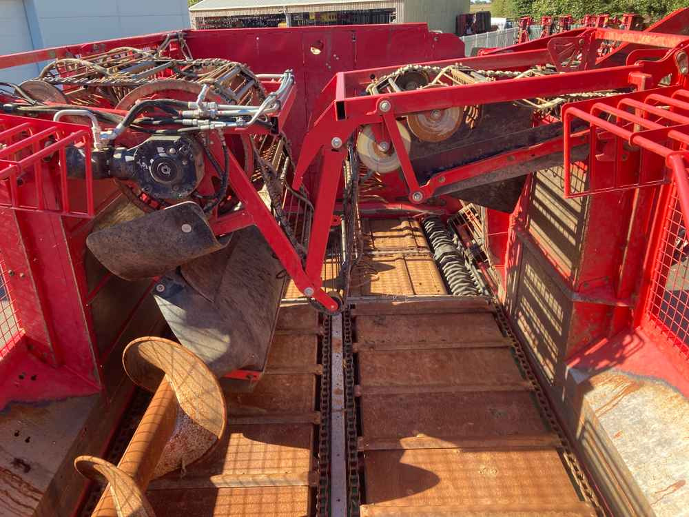 Grimme Grimme Rexor 620 Self-Propelled Sugarbeet Harvester - Maquina para lavrar a terra: foto 4 Grimme Grimme Rexor 620 Self-Propelled Sugarbeet Harvester - Maquina para lavrar a terra: foto 4