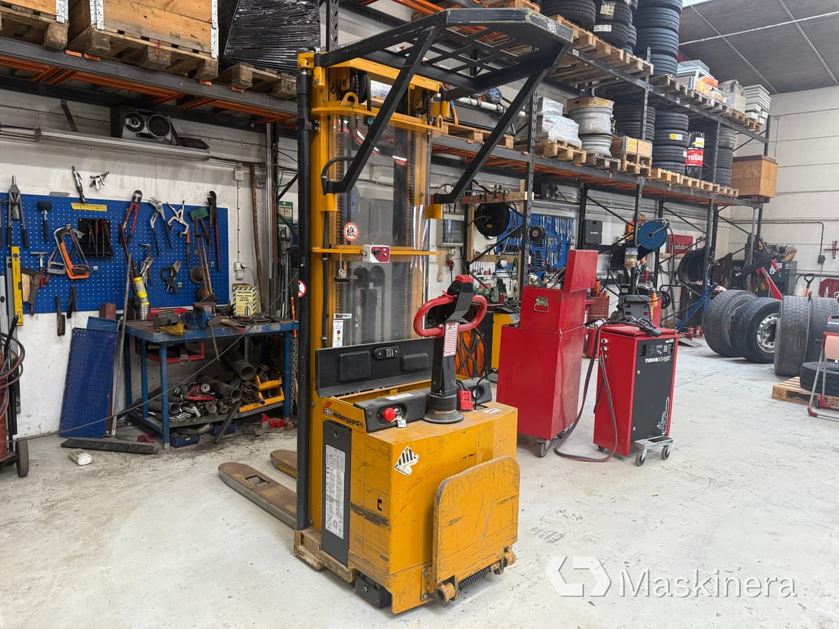 BV S12i - FFTL Ståstaplare BV S12i - Stacker: foto 1 BV S12i - FFTL Ståstaplare BV S12i - Stacker: foto 1