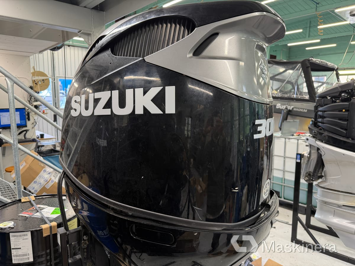 Båtmotor Suzuki DF300B 300hk - Motor por Máquina de outro: foto 4 Båtmotor Suzuki DF300B 300hk - Motor por Máquina de outro: foto 4