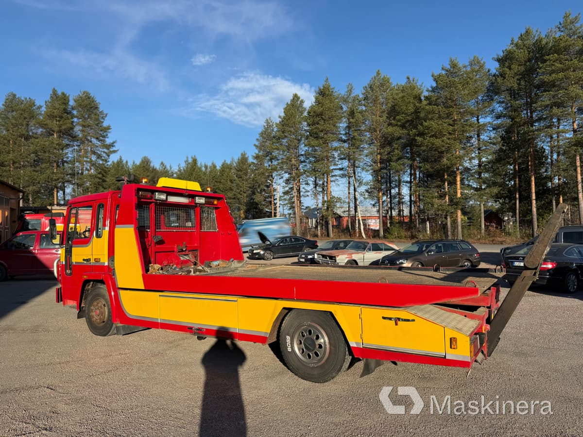 Flakbärgare Volvo FL 611 - Caminhão reboque: foto 3 Flakbärgare Volvo FL 611 - Caminhão reboque: foto 3