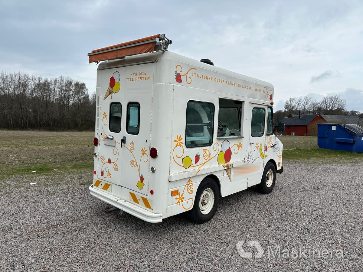 Foodtruck Chevrolet 1973 - Furgão compacto: foto 5 Foodtruck Chevrolet 1973 - Furgão compacto: foto 5