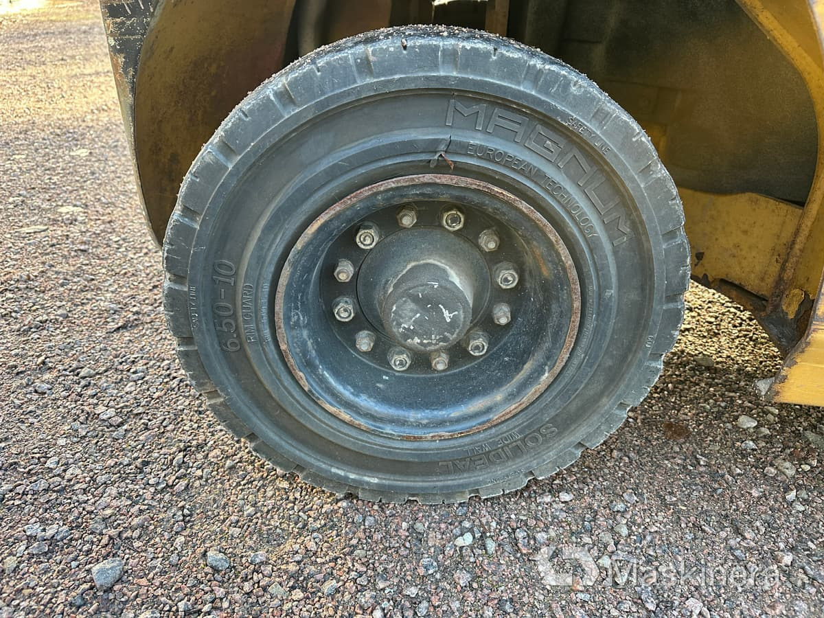 Empilhadeira a diesel Gaffeltruck Caterpillar DP30N: foto 13