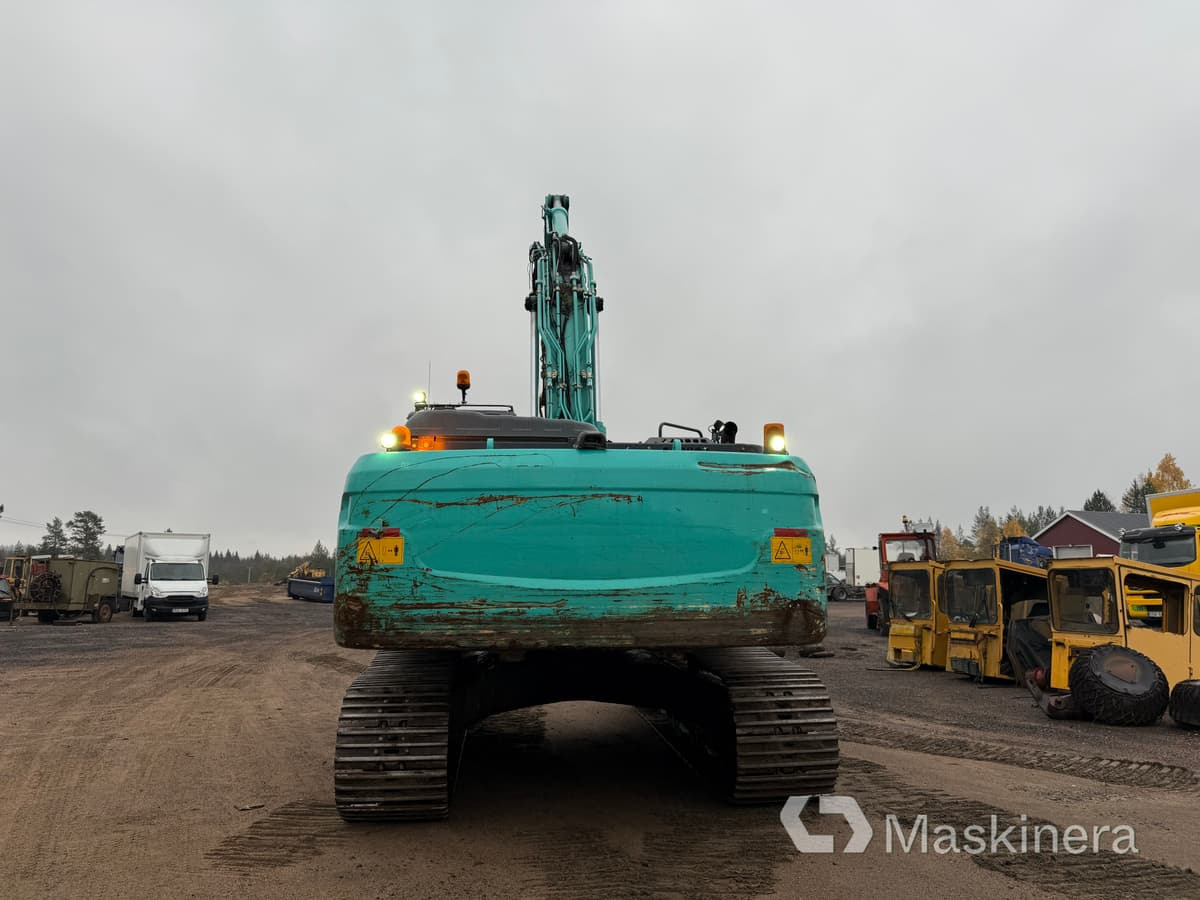Grävmaskin Kobelco SK350LC-10 med stålsax - Escavadora de rastos: foto 4 Grävmaskin Kobelco SK350LC-10 med stålsax - Escavadora de rastos: foto 4
