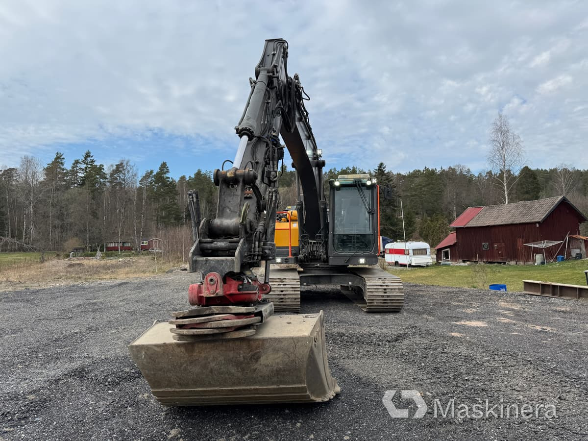 Grävmaskin Volvo EC140EL - Escavadora de rastos: foto 2 Grävmaskin Volvo EC140EL - Escavadora de rastos: foto 2