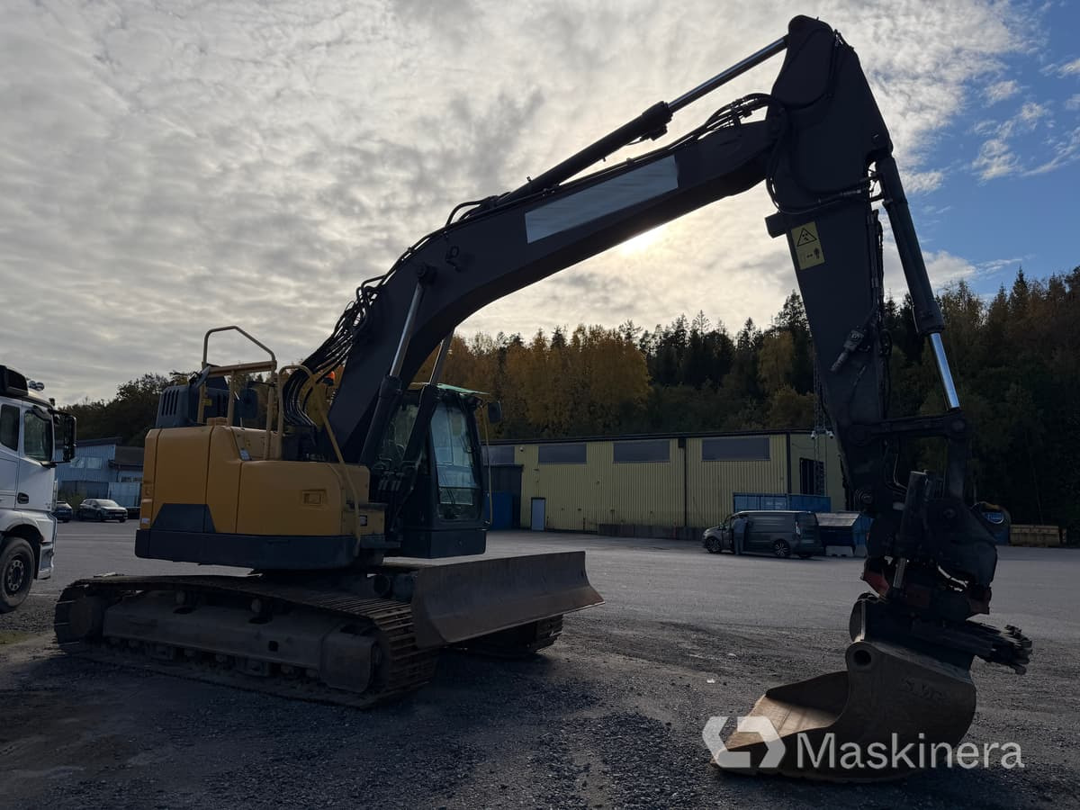 Grävmaskin Vovlo ECR235EL - Escavadora de rastos: foto 3 Grävmaskin Vovlo ECR235EL - Escavadora de rastos: foto 3