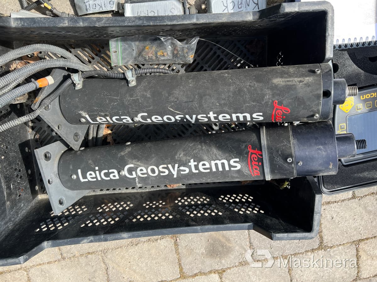 Grävsystem Leica icon excavate icp41 - Sistema de navegação por Máquina de construção: foto 3 Grävsystem Leica icon excavate icp41 - Sistema de navegação por Máquina de construção: foto 3
