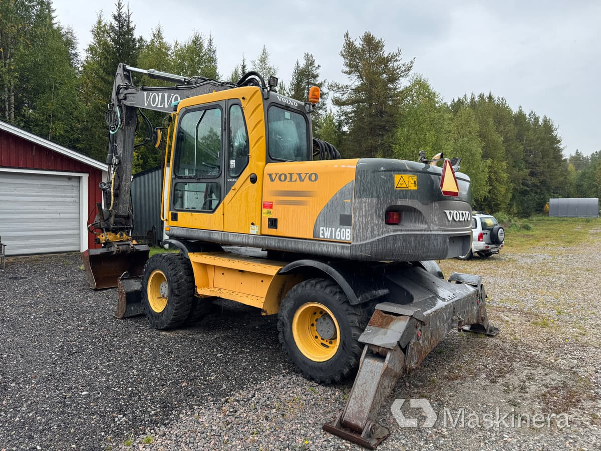 Hjulgrävare Volvo EW160B med tillbehör - Escavadora de rastos: foto 3 Hjulgrävare Volvo EW160B med tillbehör - Escavadora de rastos: foto 3